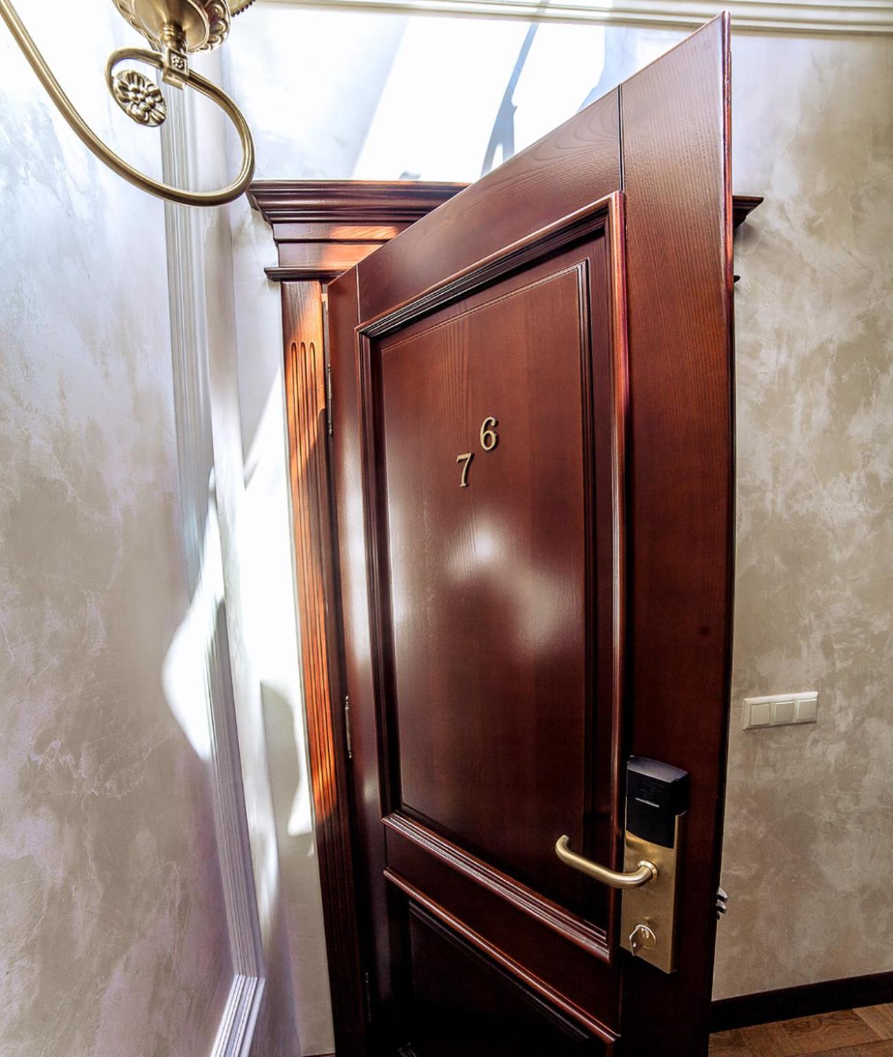 Apart-Hotel Horowitz Lviv Quarto foto