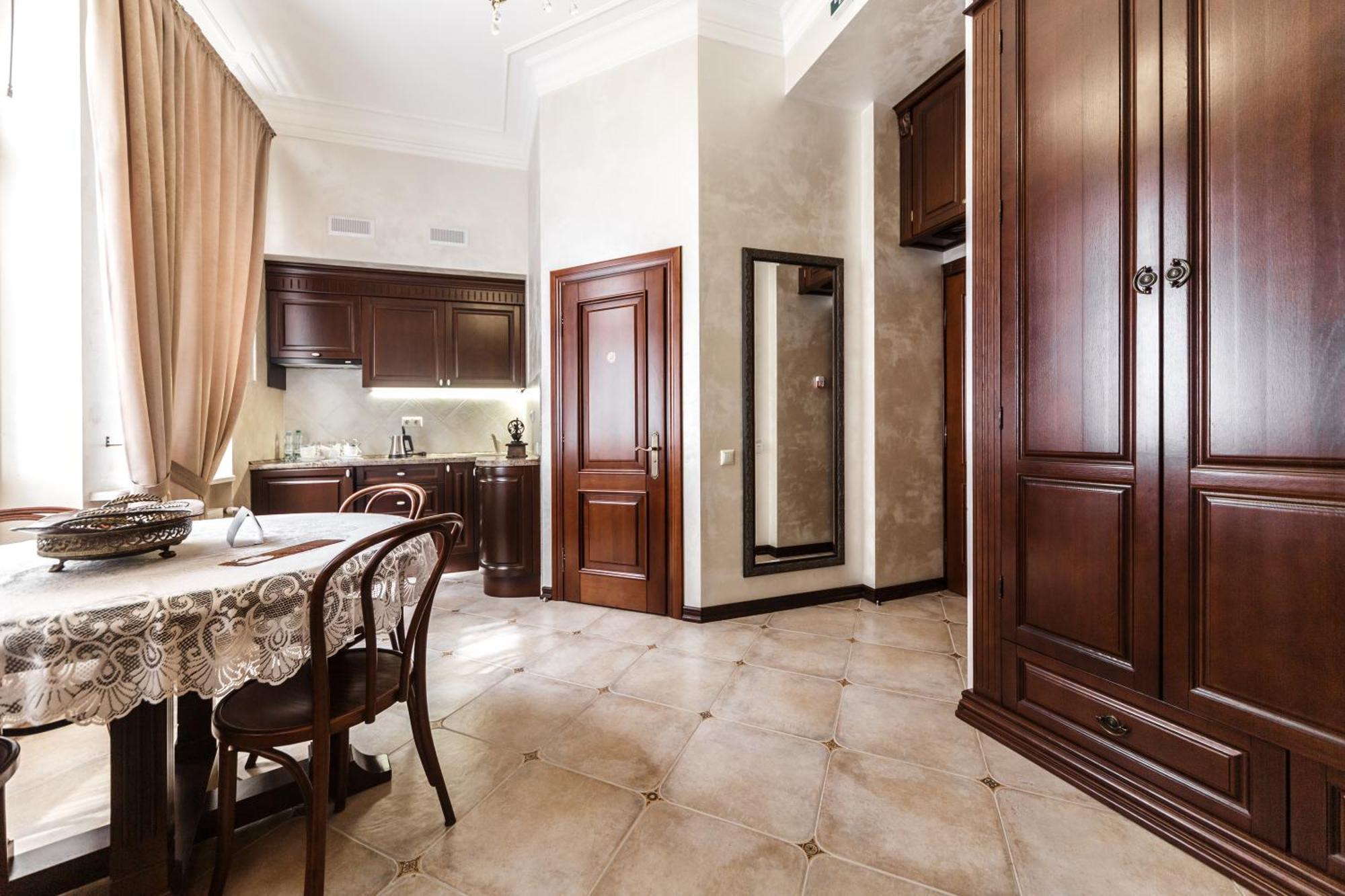 Apart-Hotel Horowitz Lviv Quarto foto