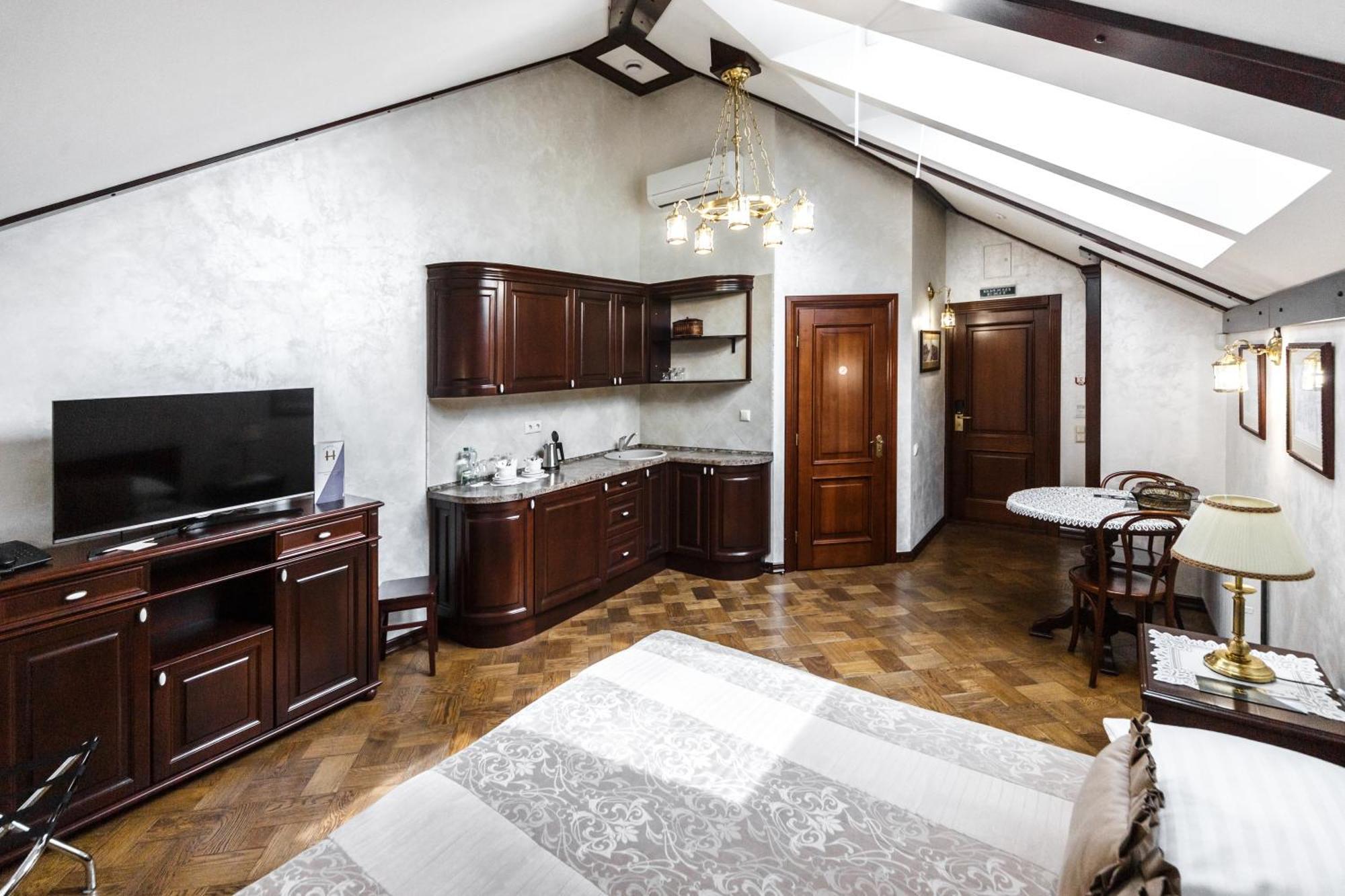 Apart-Hotel Horowitz Lviv Quarto foto