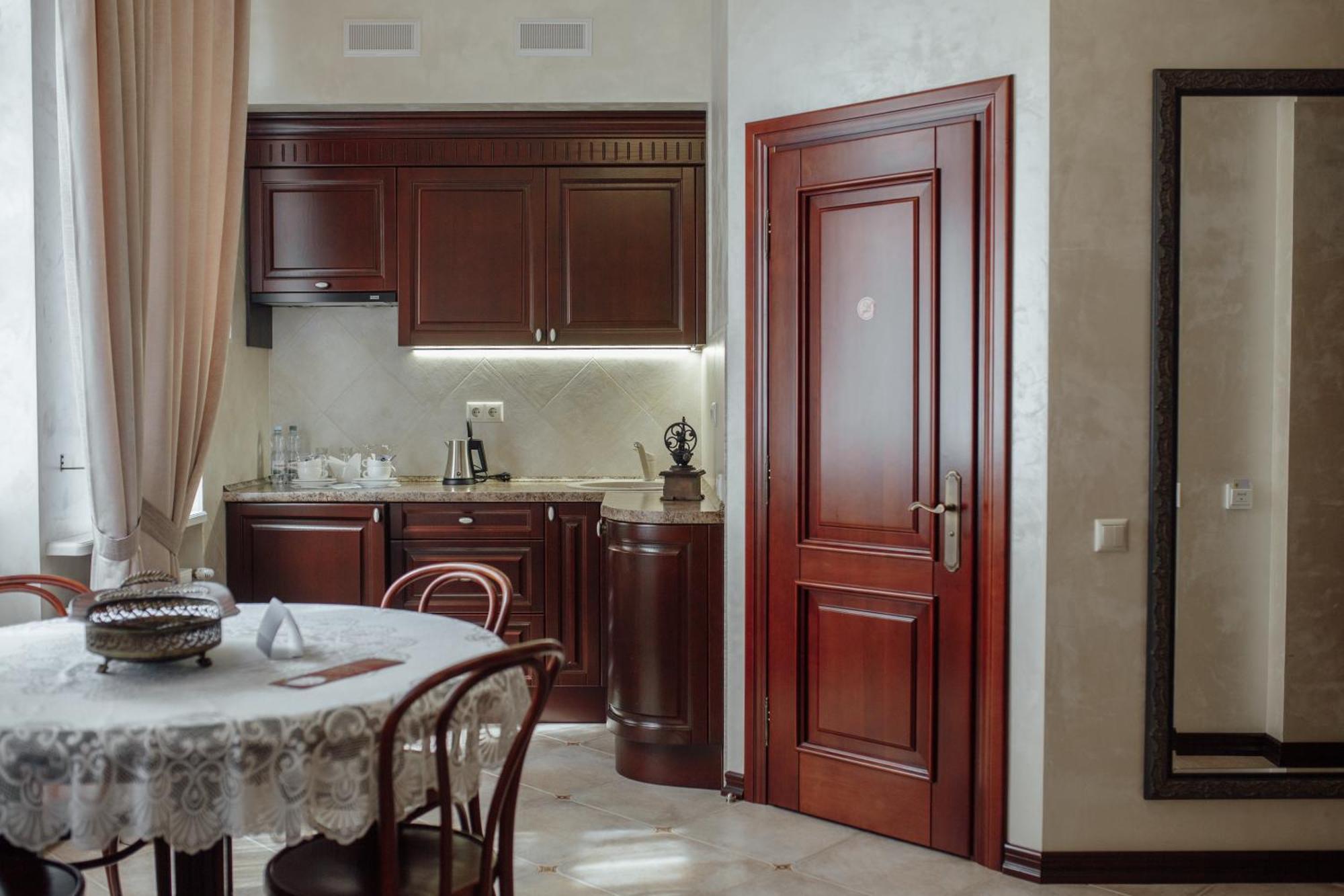 Apart-Hotel Horowitz Lviv Quarto foto