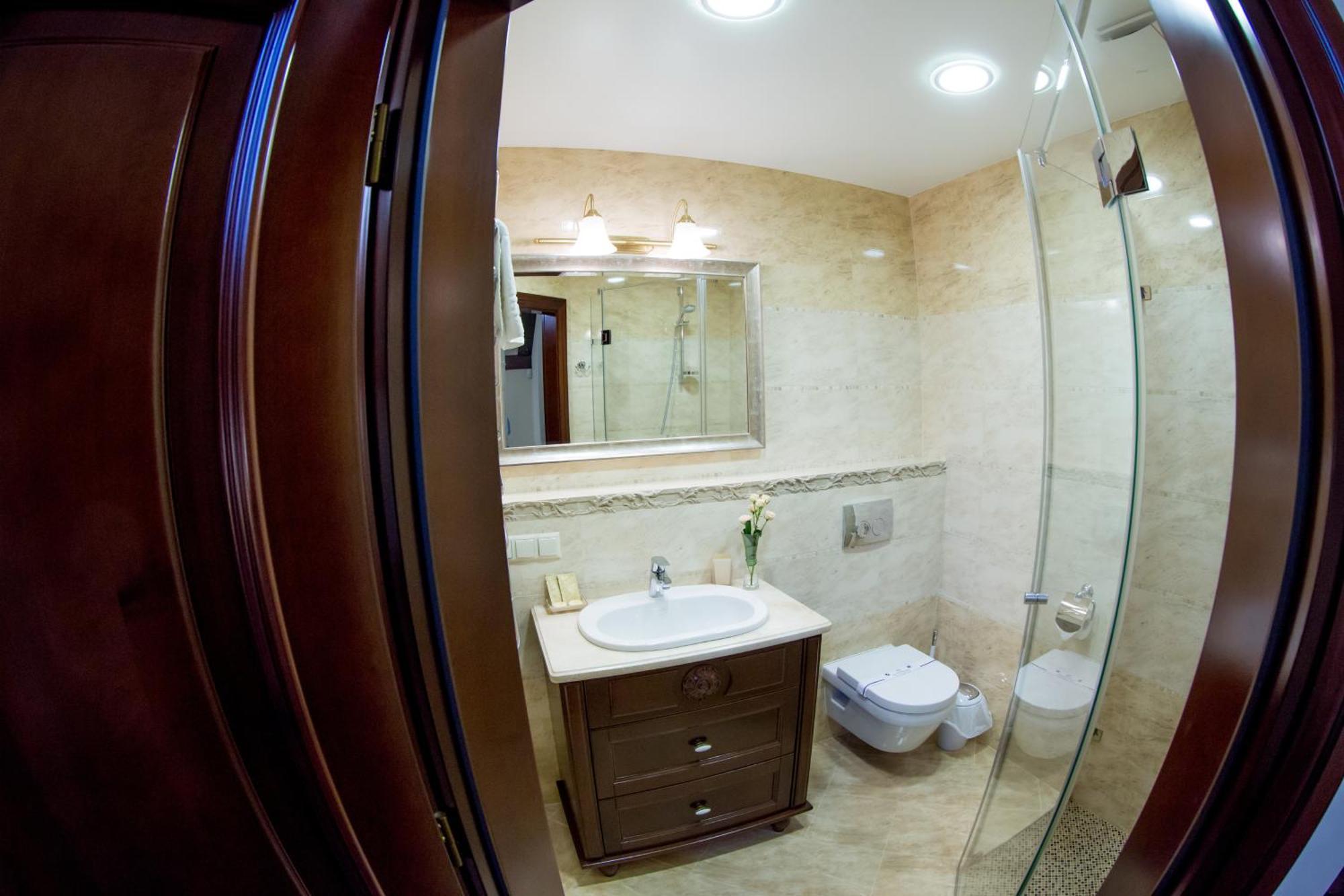 Apart-Hotel Horowitz Lviv Quarto foto
