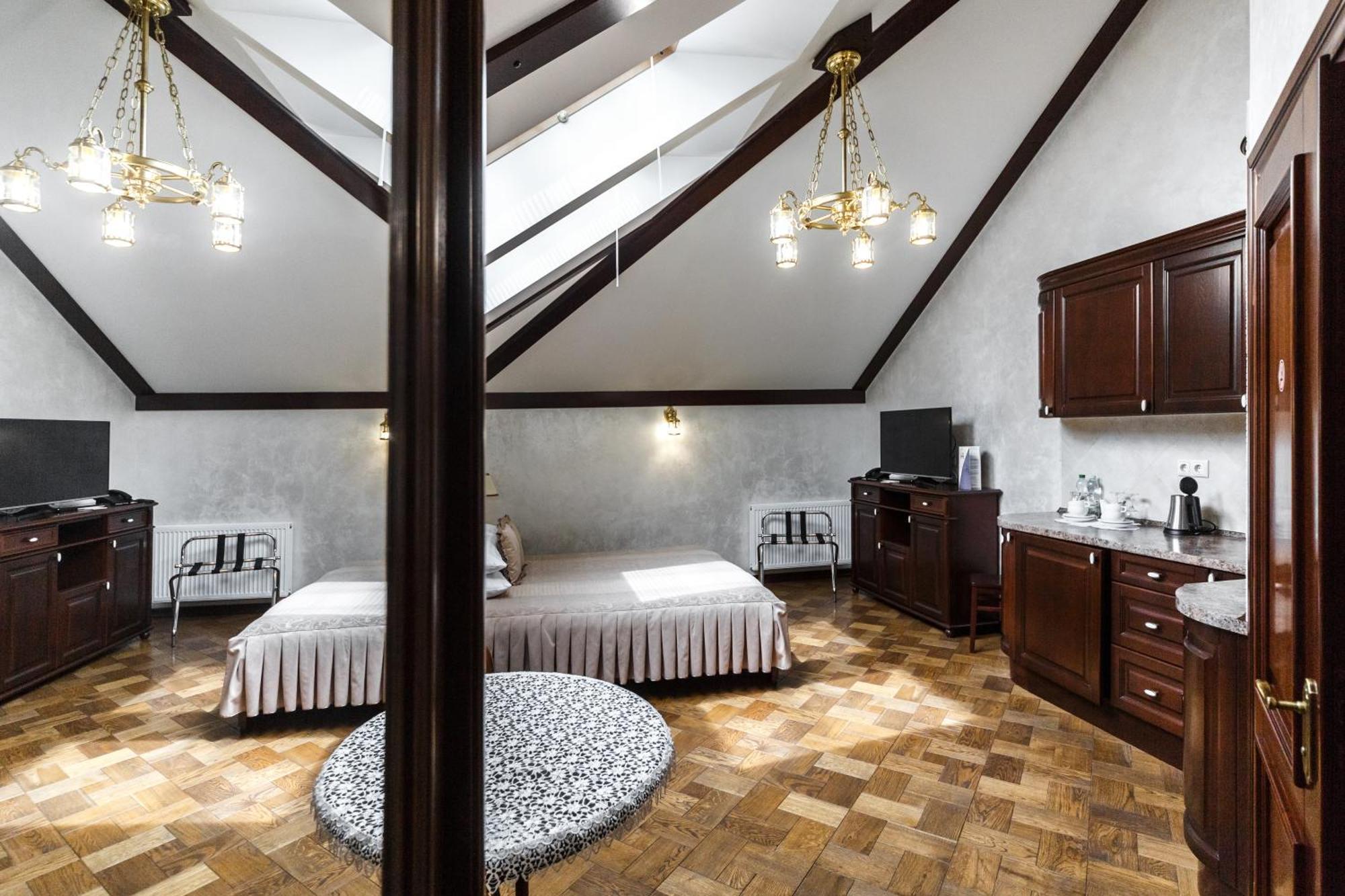 Apart-Hotel Horowitz Lviv Quarto foto